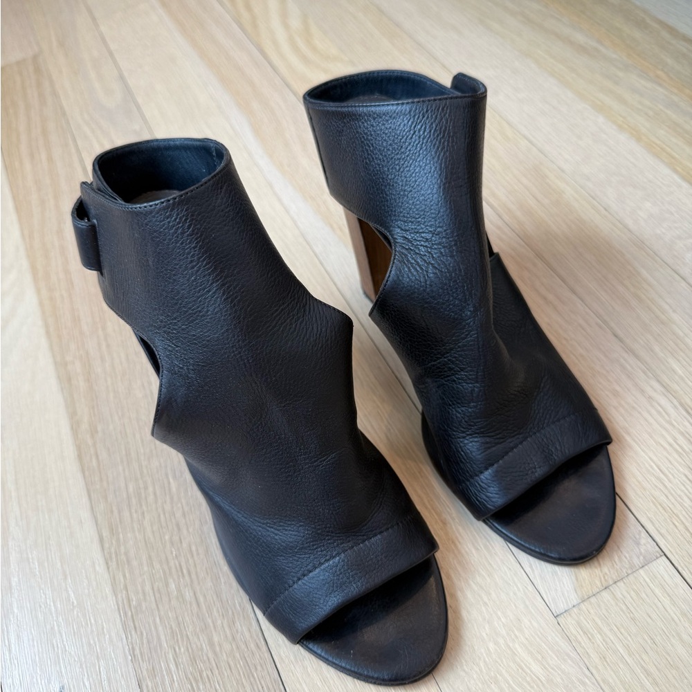 Vince ankle strap grained leather open toe heels.